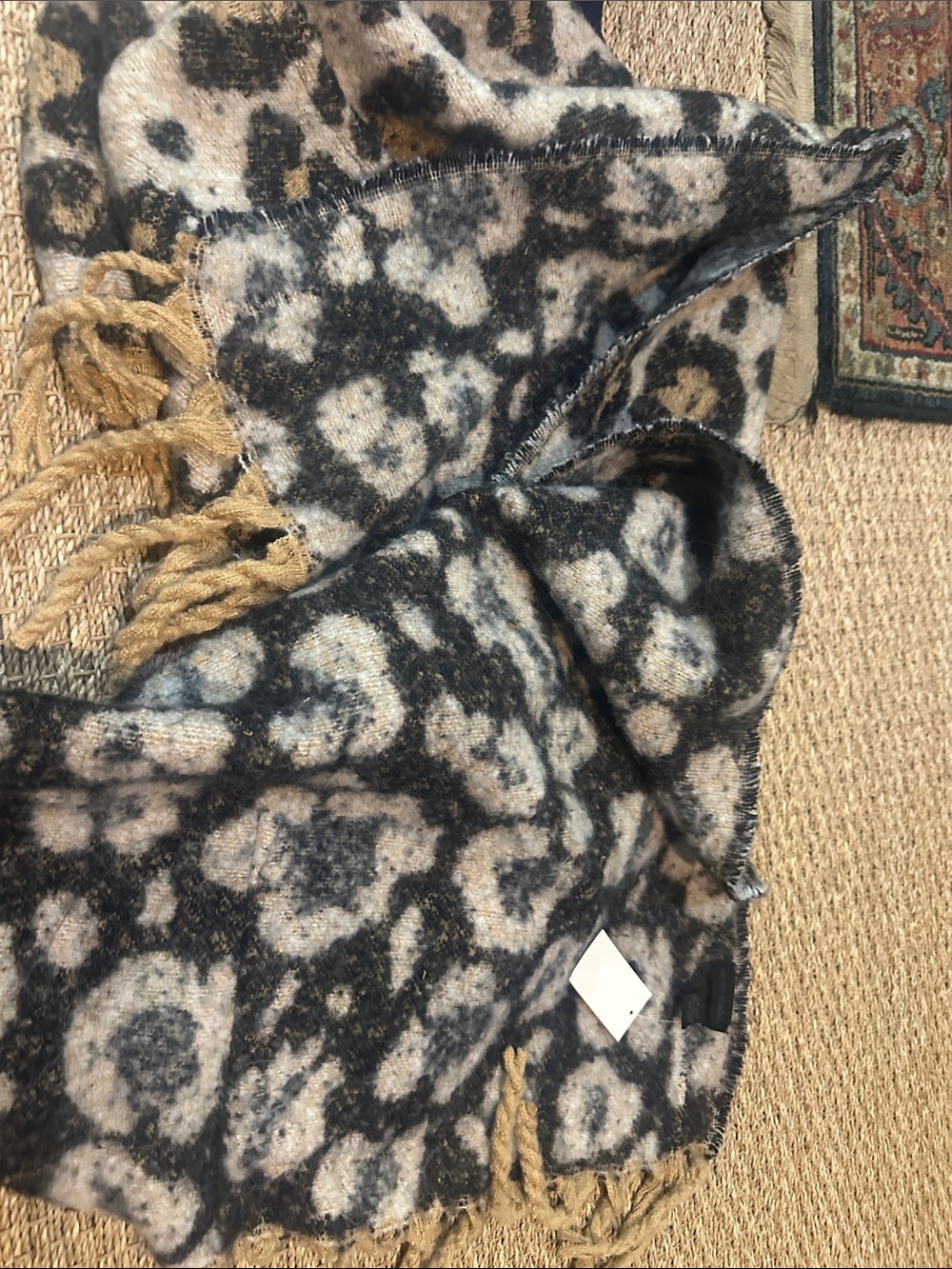 Steve Madden Leopard Print Throw - Black & Cream